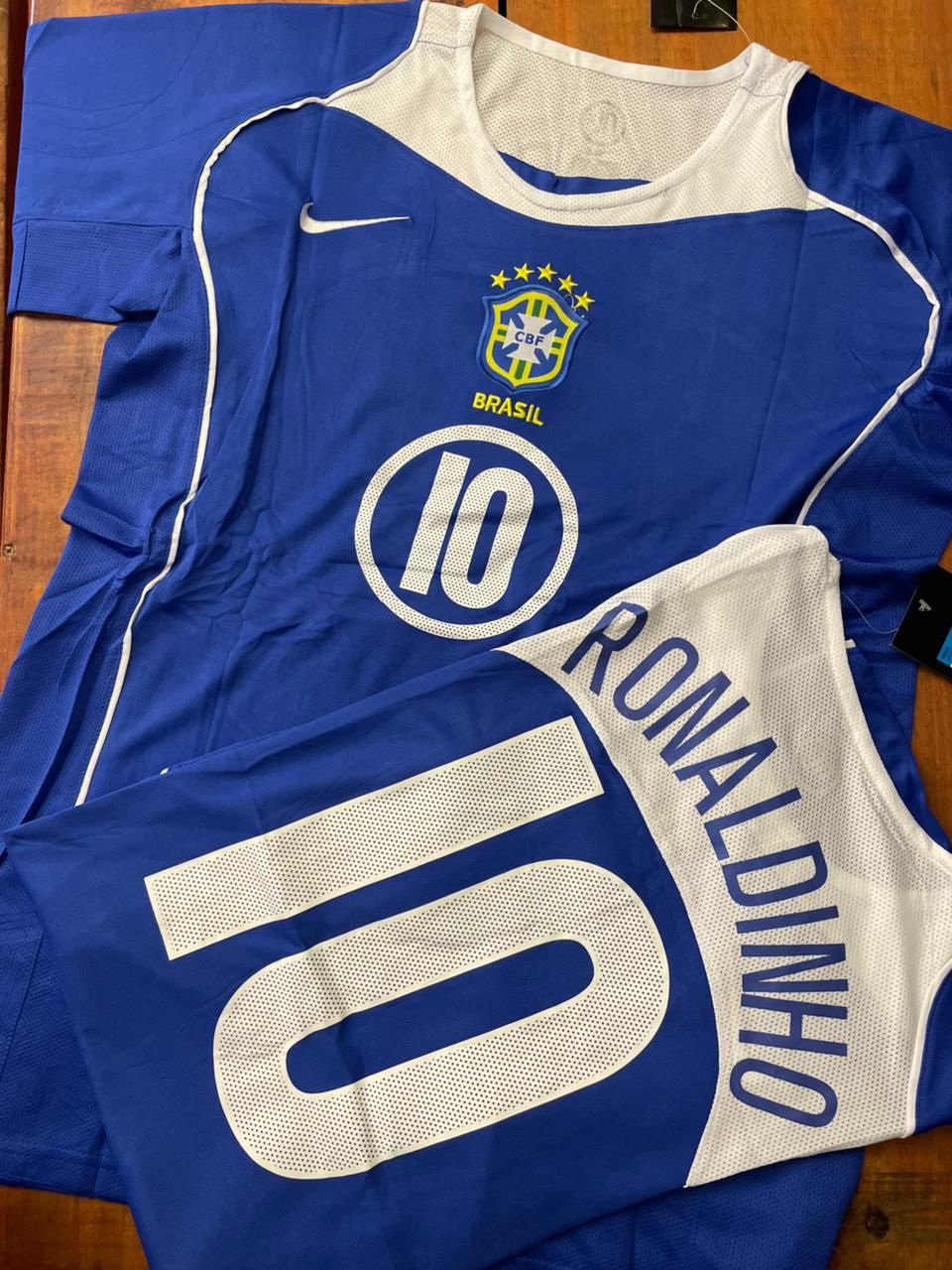 Brasil 2004 II N# 10 Ronaldinho