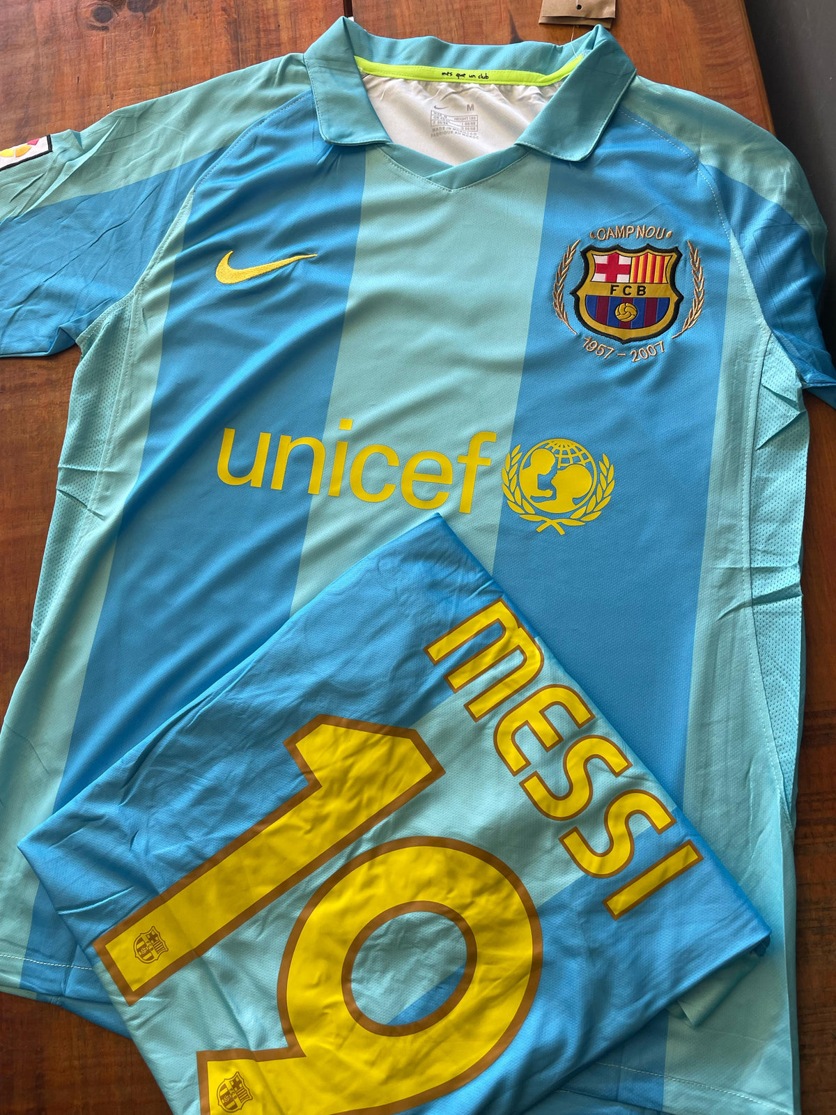 Barcelona 2006/07 Messi 19 (Retrô)