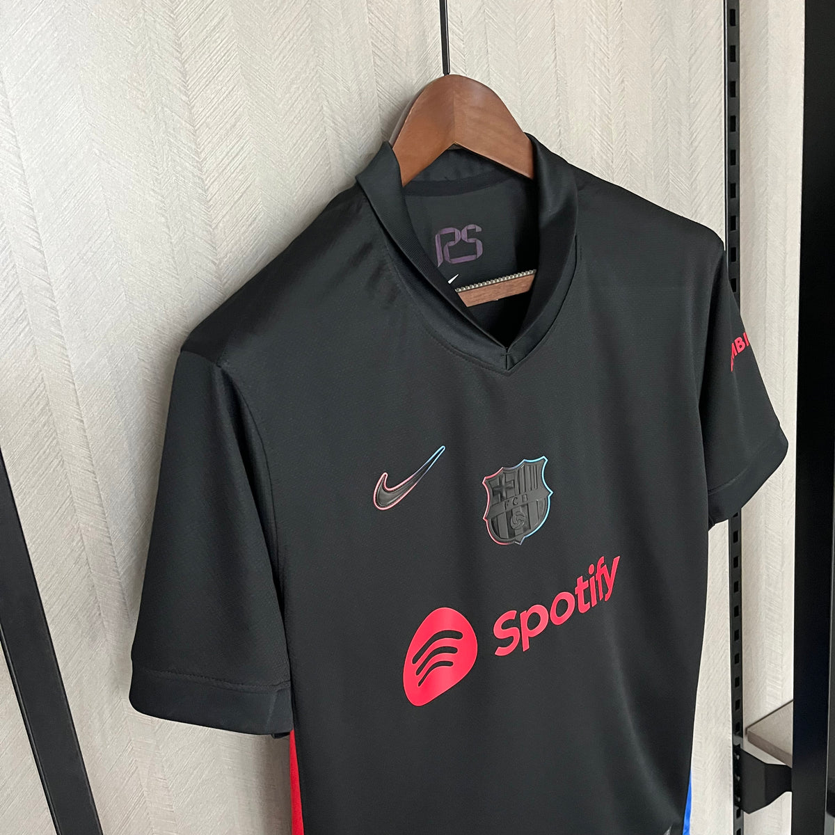 Barcelona All Black